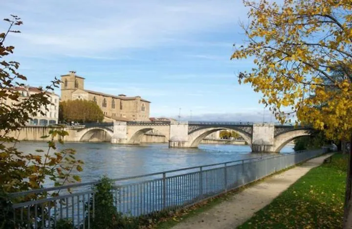 Maison Orchidée 0*, Romans-sur-Isère France